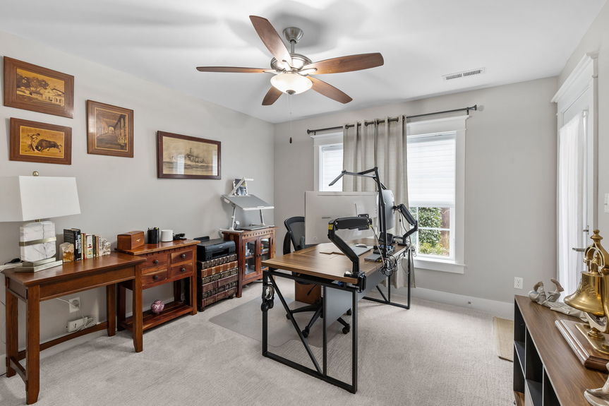 28-web-or-mls-125 79th St, Virginia Beach, VA 02162026 HDR 034