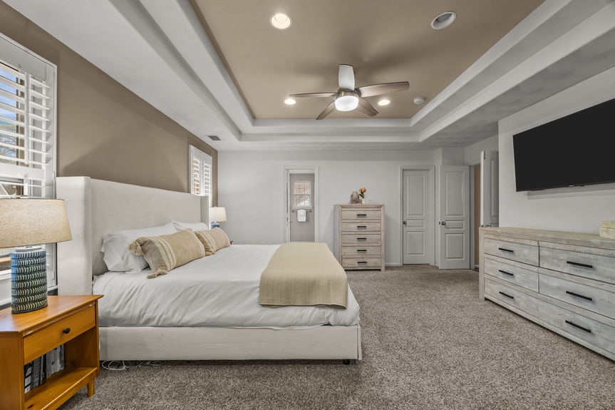 28-web-or-mls-5437 Nature Ln, Virginia Beach, VA 02192026HDR 062