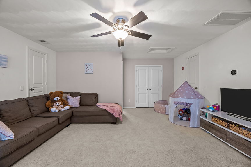 32-web-or-mls-5437 Nature Ln, Virginia Beach, VA 02192026HDR 074