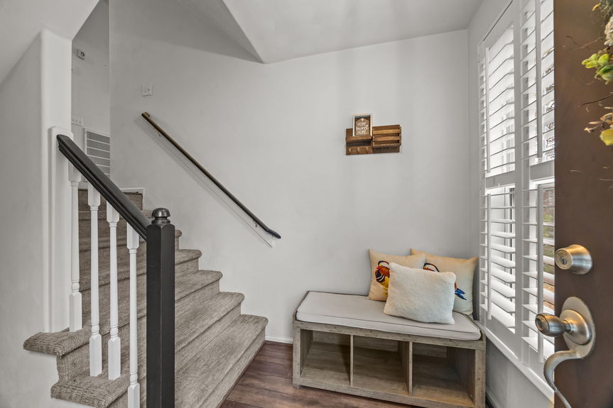 40-web-or-mls-5437 Nature Ln, Virginia Beach, VA 02192026HDR 098