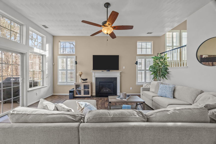 73-web-or-mls-5437 Nature Ln, Virginia Beach, VA 02242026 HDR2055