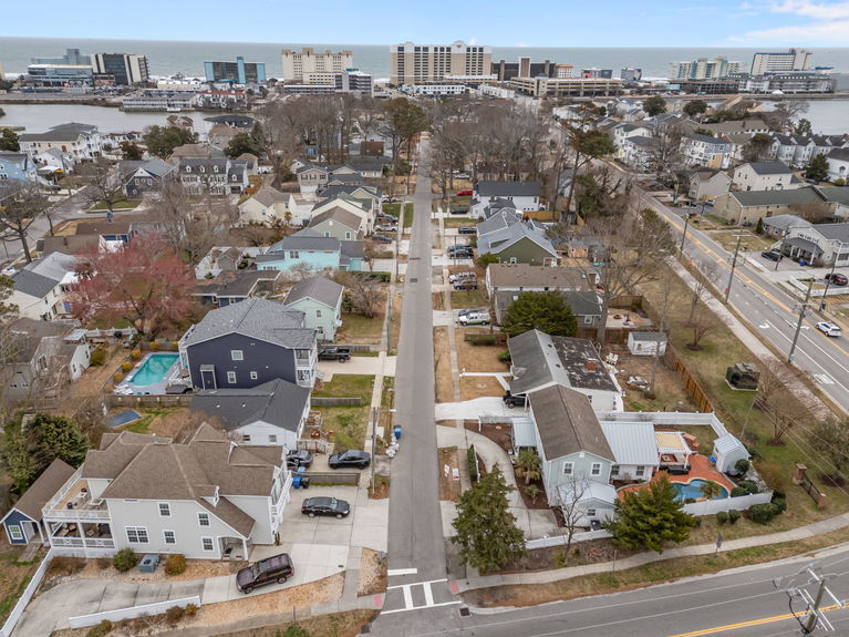 10-web-or-mls-534 Pinewood Drive, Virginia Beach, VA03022026 Exterior 007