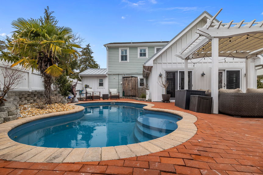 16-web-or-mls-534 Pinewood Drive, Virginia Beach, VA03022026 Exterior 013