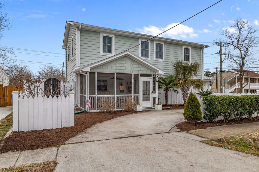 3-web-or-mls-534 Pinewood Drive, Virginia Beach, VA03022026 Exterior 023