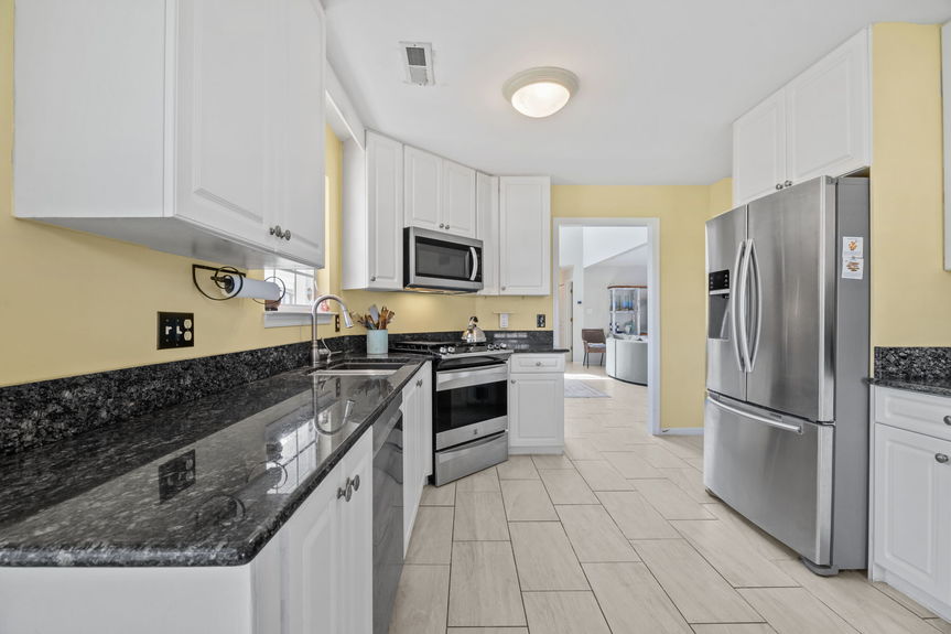 33-web-or-mls-116 72nd St, Virginia Beach, VA 03232026 HDR 051