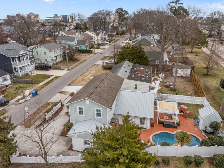 5-web-or-mls-534 Pinewood Drive, Virginia Beach, VA03022026 Exterior 001