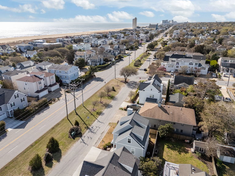 10-web-or-mls-6420 Atlantic Avenue, Virginia Beach, VA 03302026 Exterior 011