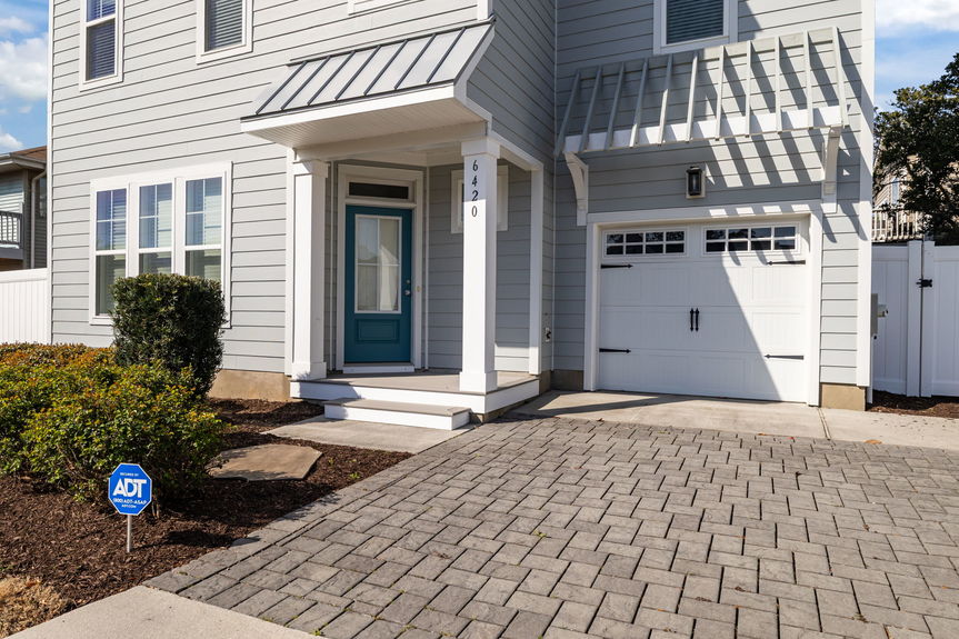 16-web-or-mls-6420 Atlantic Avenue, Virginia Beach, VA 03302026 Exterior 017