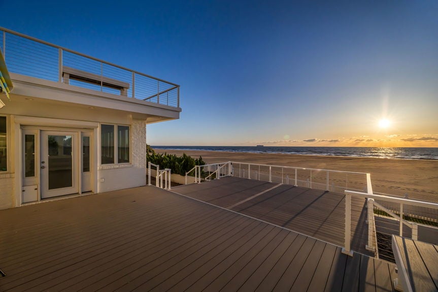 2-web-or-mls-5008 Ocean Front Ave, Virginia Beach, VA 04212026 Exterior 027