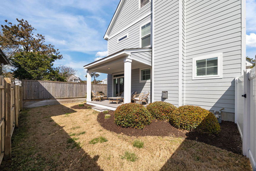 20-web-or-mls-6420 Atlantic Avenue, Virginia Beach, VA 03302026 Exterior 021