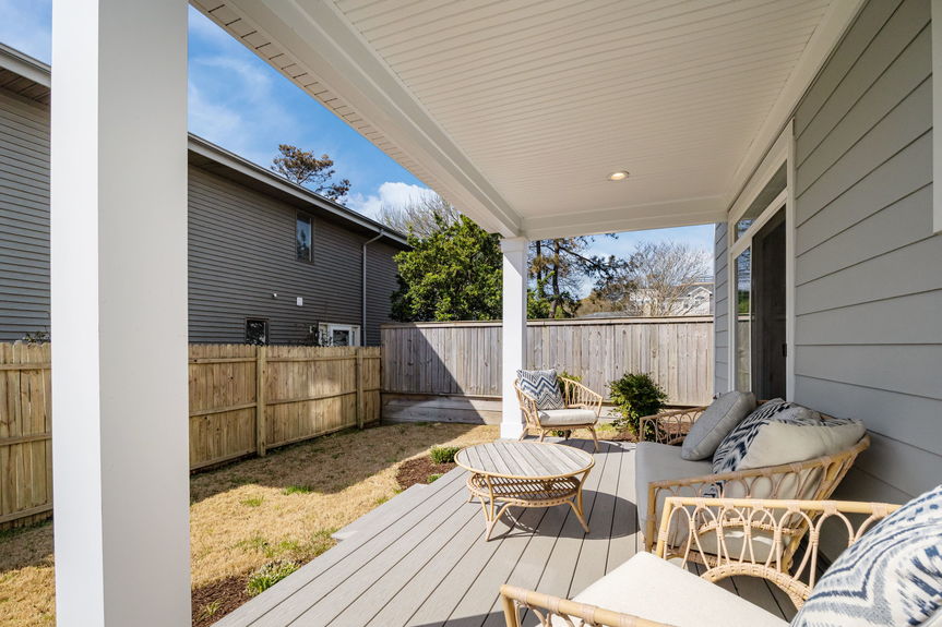 23-web-or-mls-6420 Atlantic Avenue, Virginia Beach, VA 03302026 Exterior 024