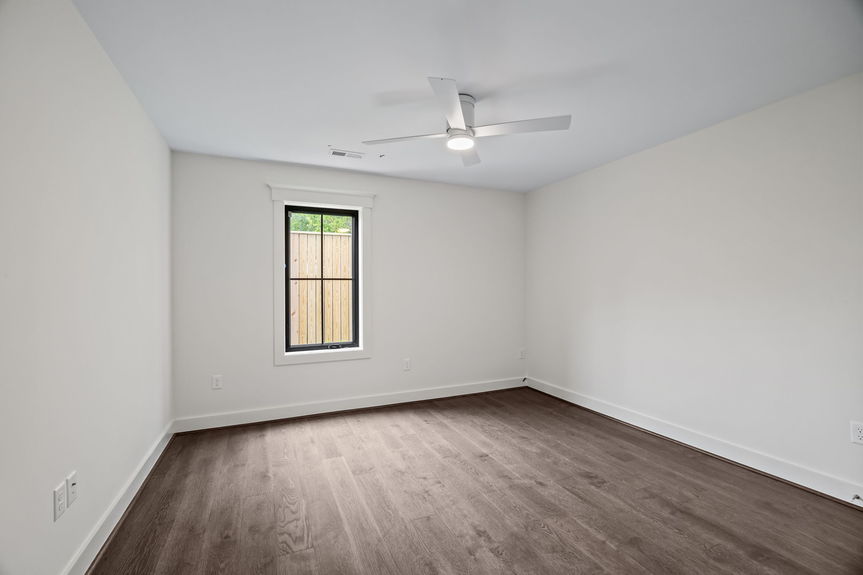 27-web-or-mls-107 71st Street Unit B, Virginia Beach, VA 04282026 HDR 033