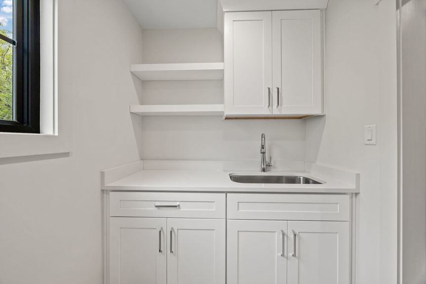 31-web-or-mls-107 71st Street Unit B, Virginia Beach, VA 04282026 HDR 045