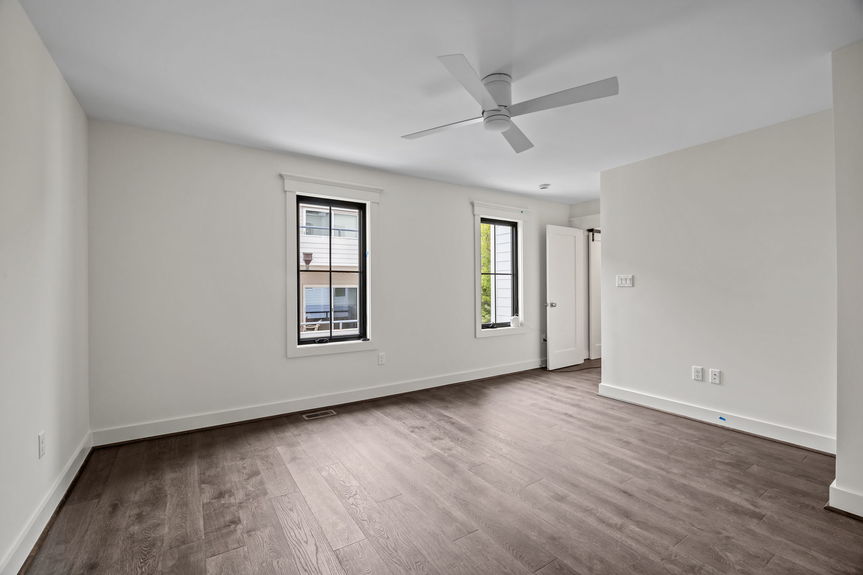 34-web-or-mls-107 71st Street Unit B, Virginia Beach, VA 04282026 HDR 054