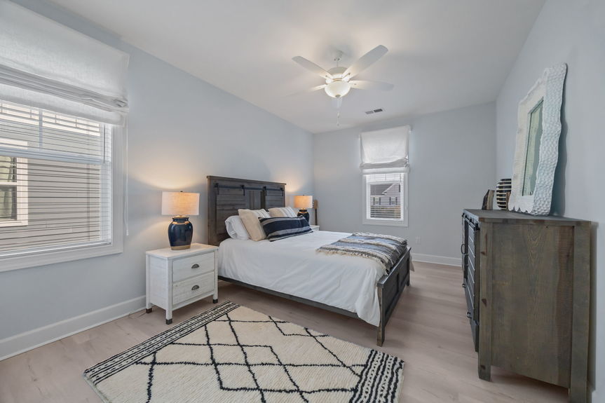 35-web-or-mls-6420 Atlantic Avenue, Virginia Beach, VA 03302026 HDR 060