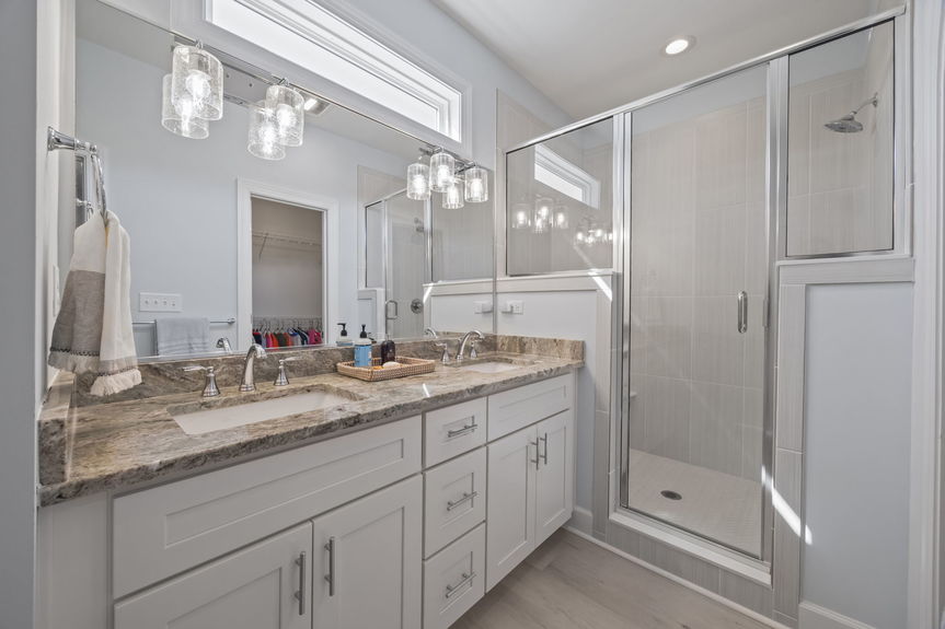 44-web-or-mls-6420 Atlantic Avenue, Virginia Beach, VA 03302026 HDR 087