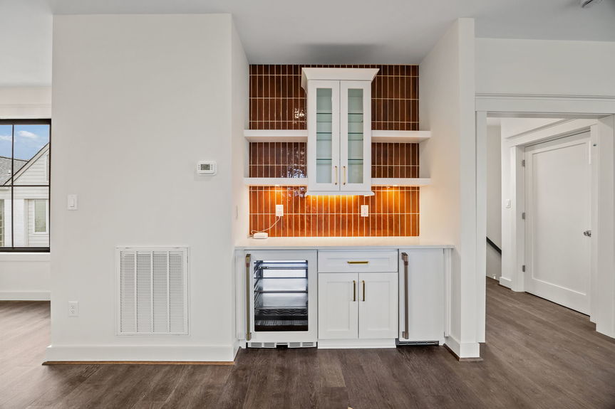 47-web-or-mls-107 71st Street Unit B, Virginia Beach, VA 04282026 HDR 093