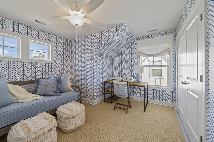 48-web-or-mls-6420 Atlantic Avenue, Virginia Beach, VA 03302026 HDR 099