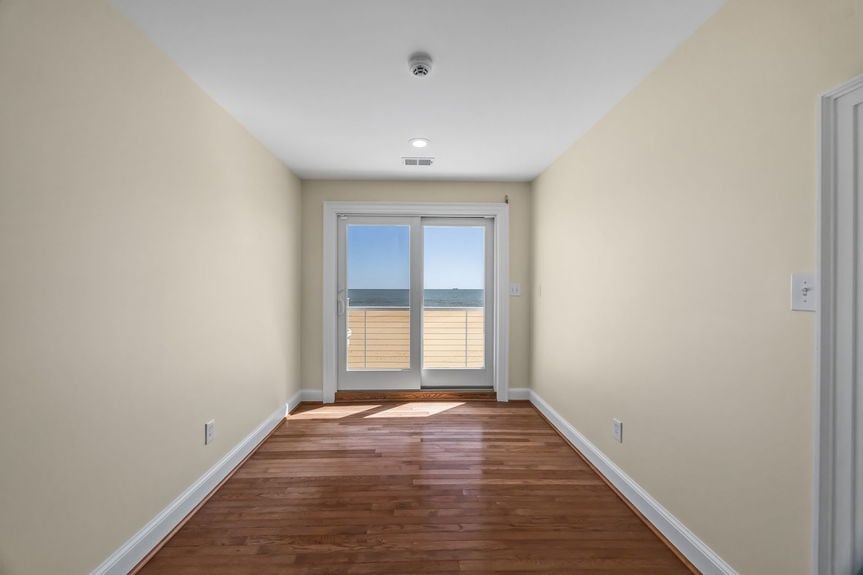 71-web-or-mls-5008 Ocean Front Ave, Virginia Beach, VA04212026 HDR 157