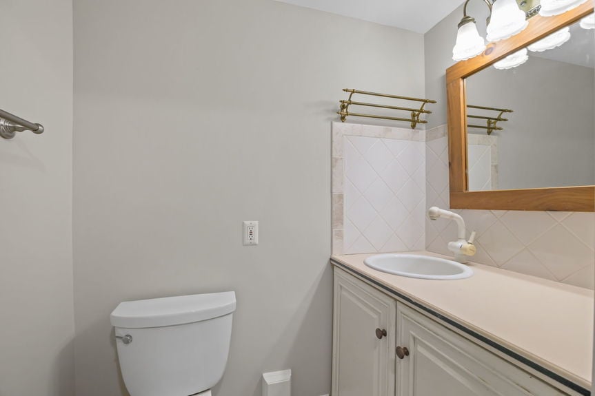 83-web-or-mls-5008 Ocean Front Ave, Virginia Beach, VA04212026 HDR 193