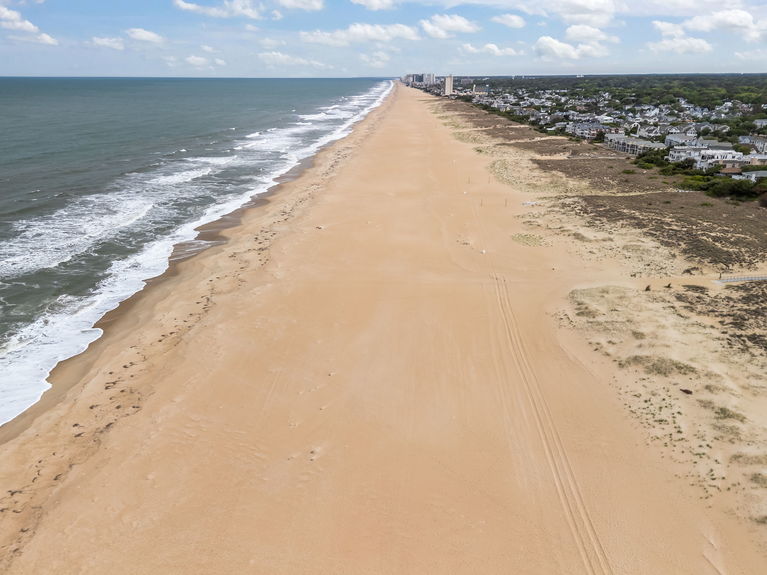 9-web-or-mls-107 71st Street Unit B, Virginia Beach, VA 04282026 Exterior 008