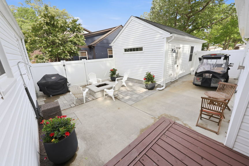 22-web-or-mls-481 Lakewood Cir, Virginia Beach, VA 05062026 Exterior 022