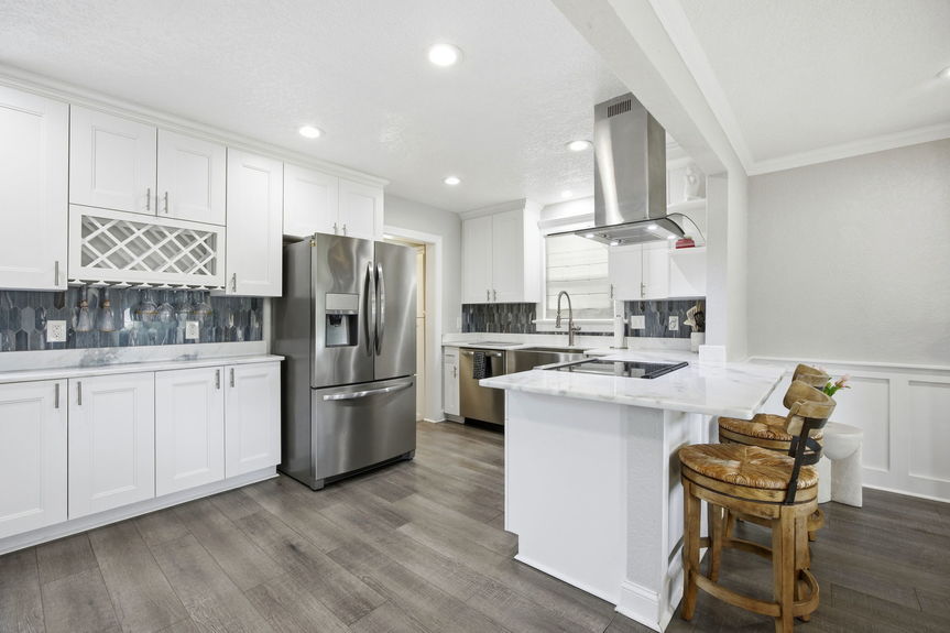 34-web-or-mls-481 Lakewood Cir, Virginia Beach, VA 05062026 HDR 050