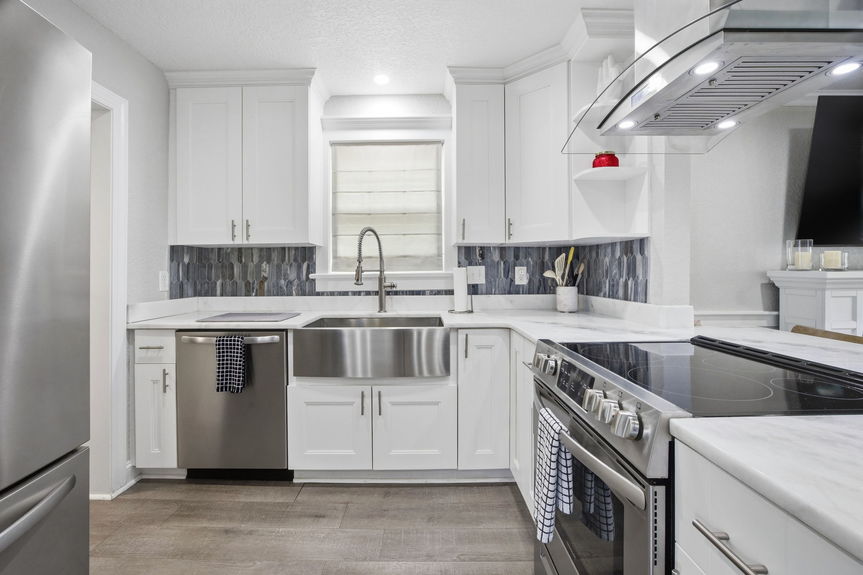 35-web-or-mls-481 Lakewood Cir, Virginia Beach, VA 05062026 HDR 053