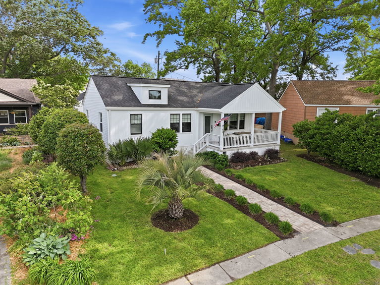 4-web-or-mls-481 Lakewood Cir, Virginia Beach, VA 05062026 Exterior 001