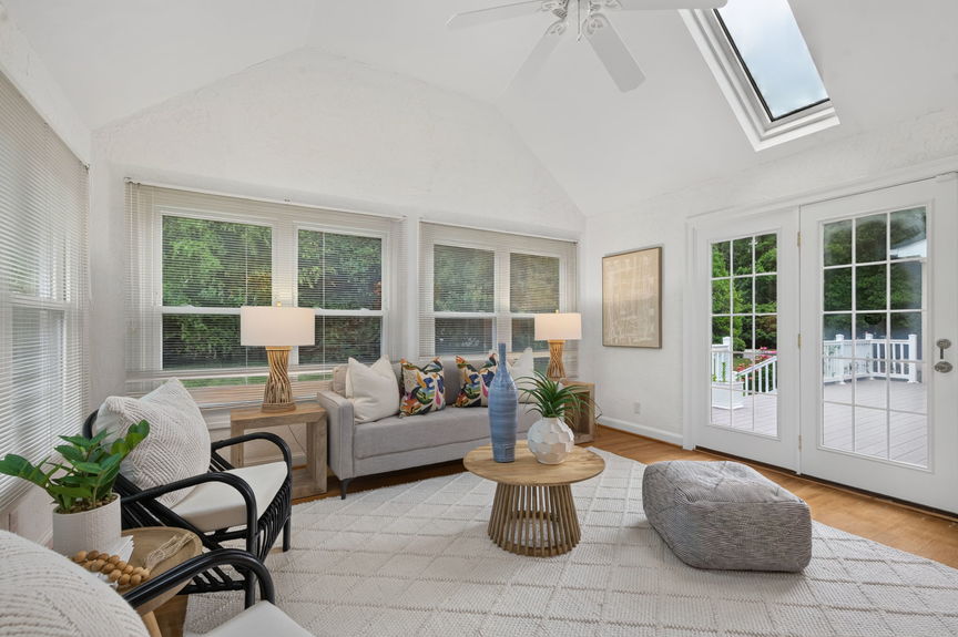 16-web-or-mls-2637-wimbledon-point-dr