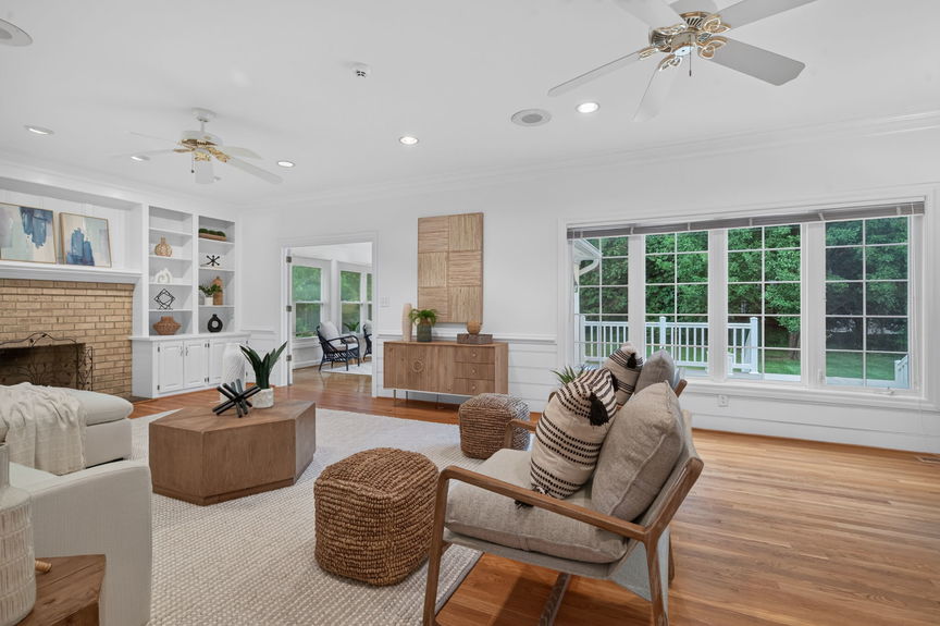 20-web-or-mls-2637-wimbledon-point-dr