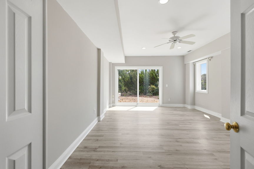 33-web-or-mls-6804A Ocean Front, Virginia Beach, VA 06112026 HDR 047