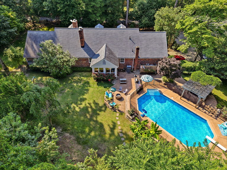 4-web-or-mls-1525 Southwick Road, Virginia Beach, VA06172026 Exterior 002-Edited
