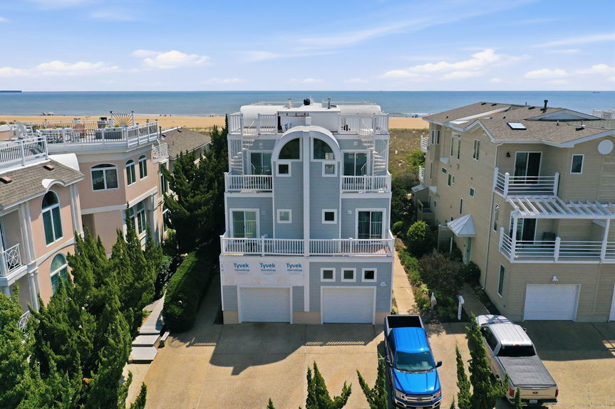 4-web-or-mls-6804A Ocean Front, Virginia Beach, VA 06112026 Exterior 004