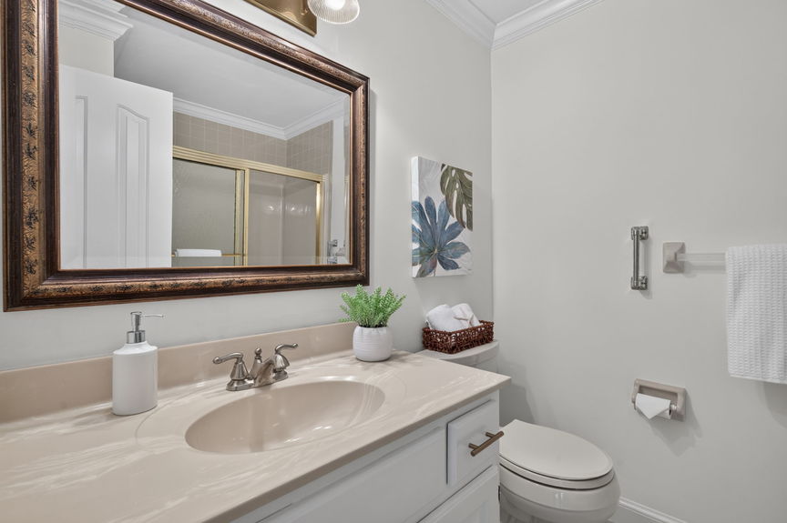 47-web-or-mls-2637-wimbledon-point-dr