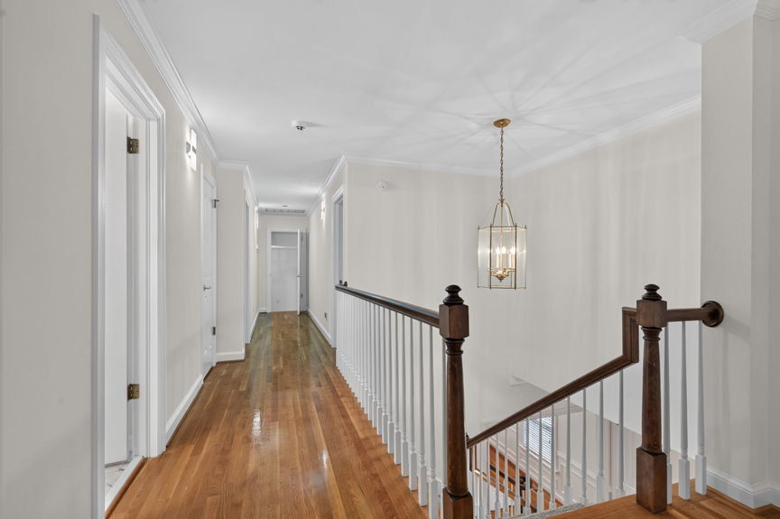 48-web-or-mls-2637-wimbledon-point-dr