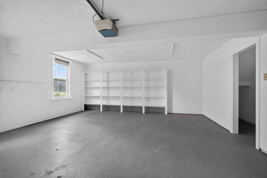 50-web-or-mls-2637-wimbledon-point-dr