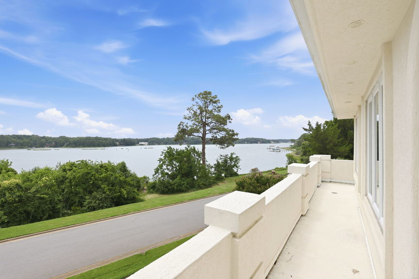 12-web-or-mls-209 Cavalier Drive, Virginia Beach, VA 06292026 EX011