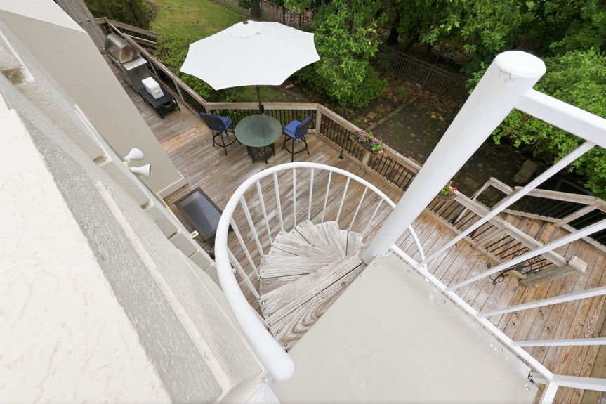 13-web-or-mls-209 Cavalier Drive, Virginia Beach, VA 06292026 EX012