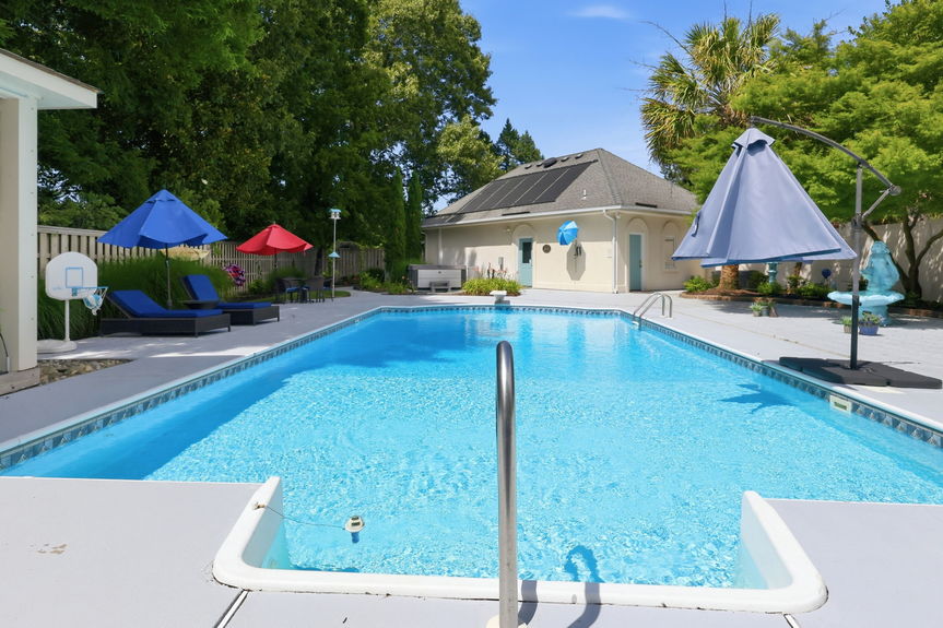 19-web-or-mls-209 Cavalier Drive, Virginia Beach, VA 06292026 EX019