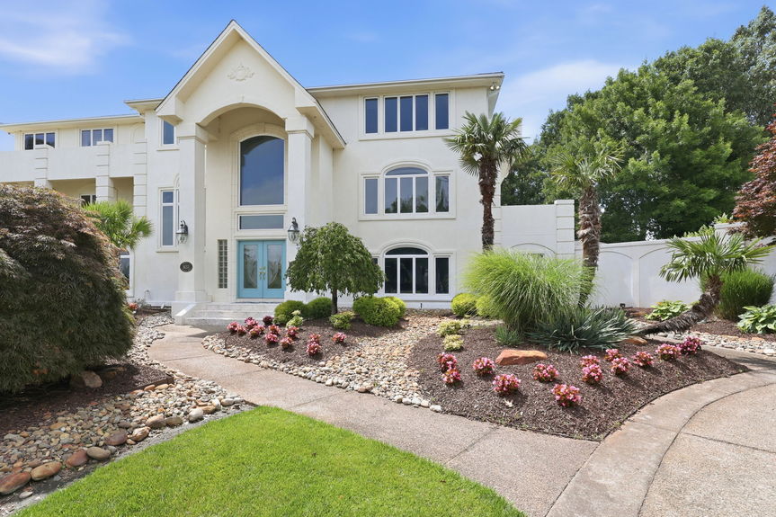 2-web-or-mls-209 Cavalier Drive, Virginia Beach, VA 06292026 EX013