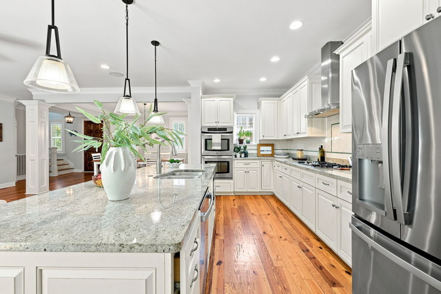 33-web-or-mls-73rd Street 233, Virginia Beach, VA 07292026 HDR 047-Edited