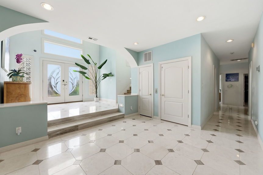 38-web-or-mls-209 Cavalier Drive, Virginia Beach, VA 06292026 HDR062