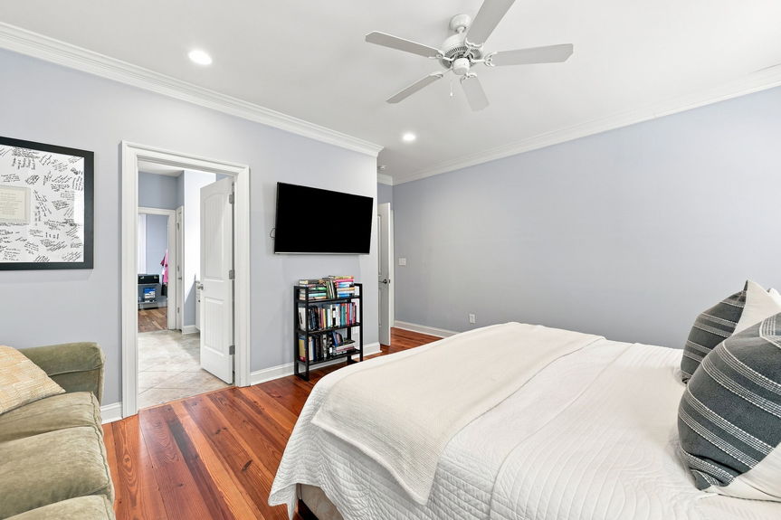 39-web-or-mls-73rd Street 233, Virginia Beach, VA 07292026 HDR 065