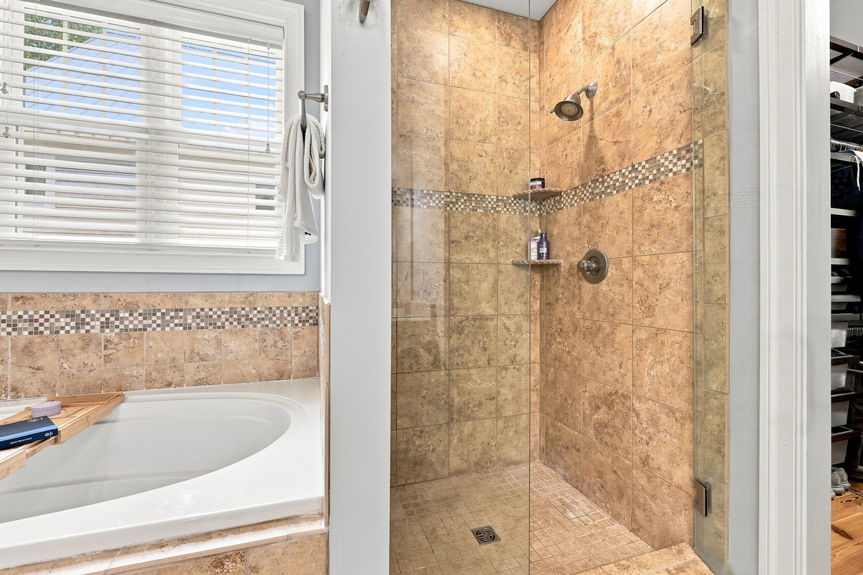 41-web-or-mls-73rd Street 233, Virginia Beach, VA 07292026 HDR 071