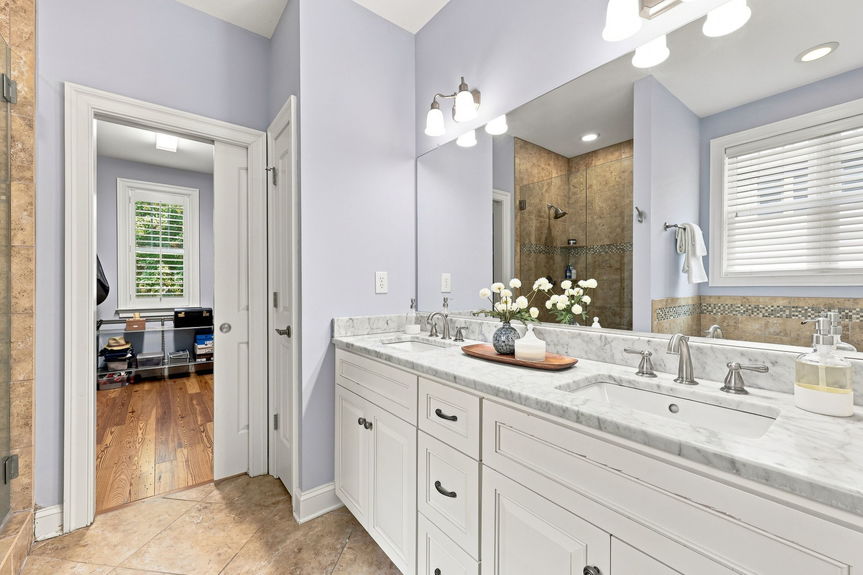 44-web-or-mls-73rd Street 233, Virginia Beach, VA 07292026 HDR 080