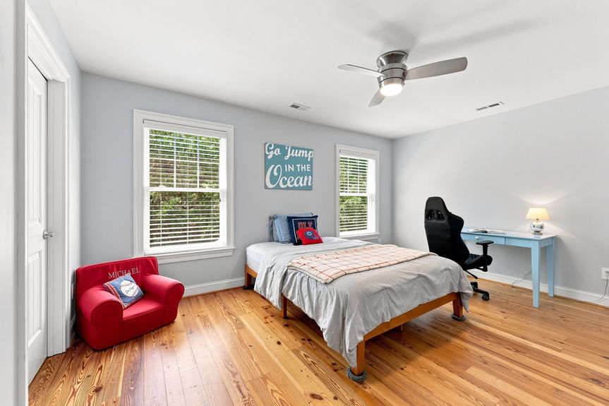 45-web-or-mls-73rd Street 233, Virginia Beach, VA 07292026 HDR 083