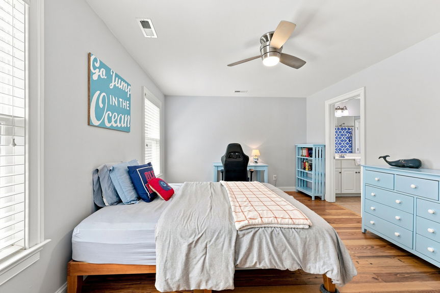 50-web-or-mls-73rd Street 233, Virginia Beach, VA 07292026 HDR 098