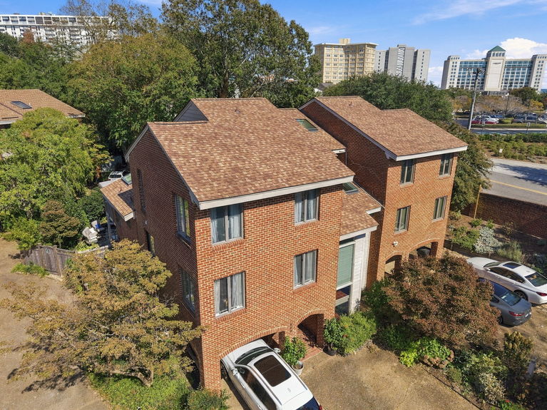 13-web-or-mls-448 Linkhorn Dr, Virginia Beach, VA 10022026 Exterior 011