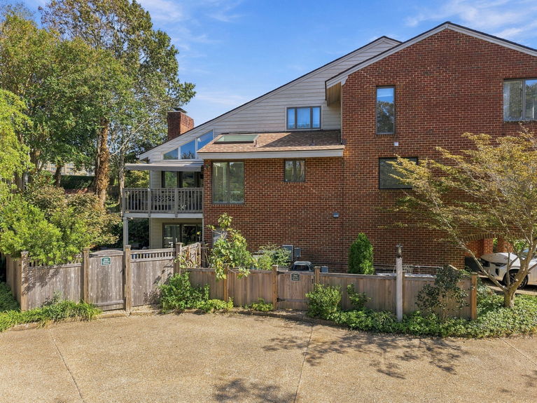 14-web-or-mls-448 Linkhorn Dr, Virginia Beach, VA 10022026 Exterior 013